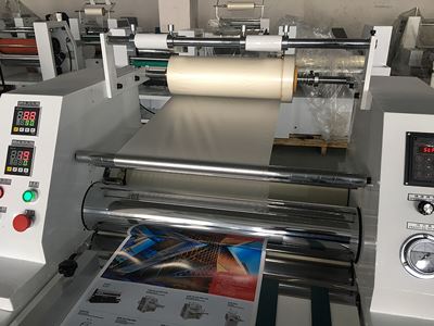 Laminator Térmica Manual Hidráulica (com guilhotinagem) QLFM-Y